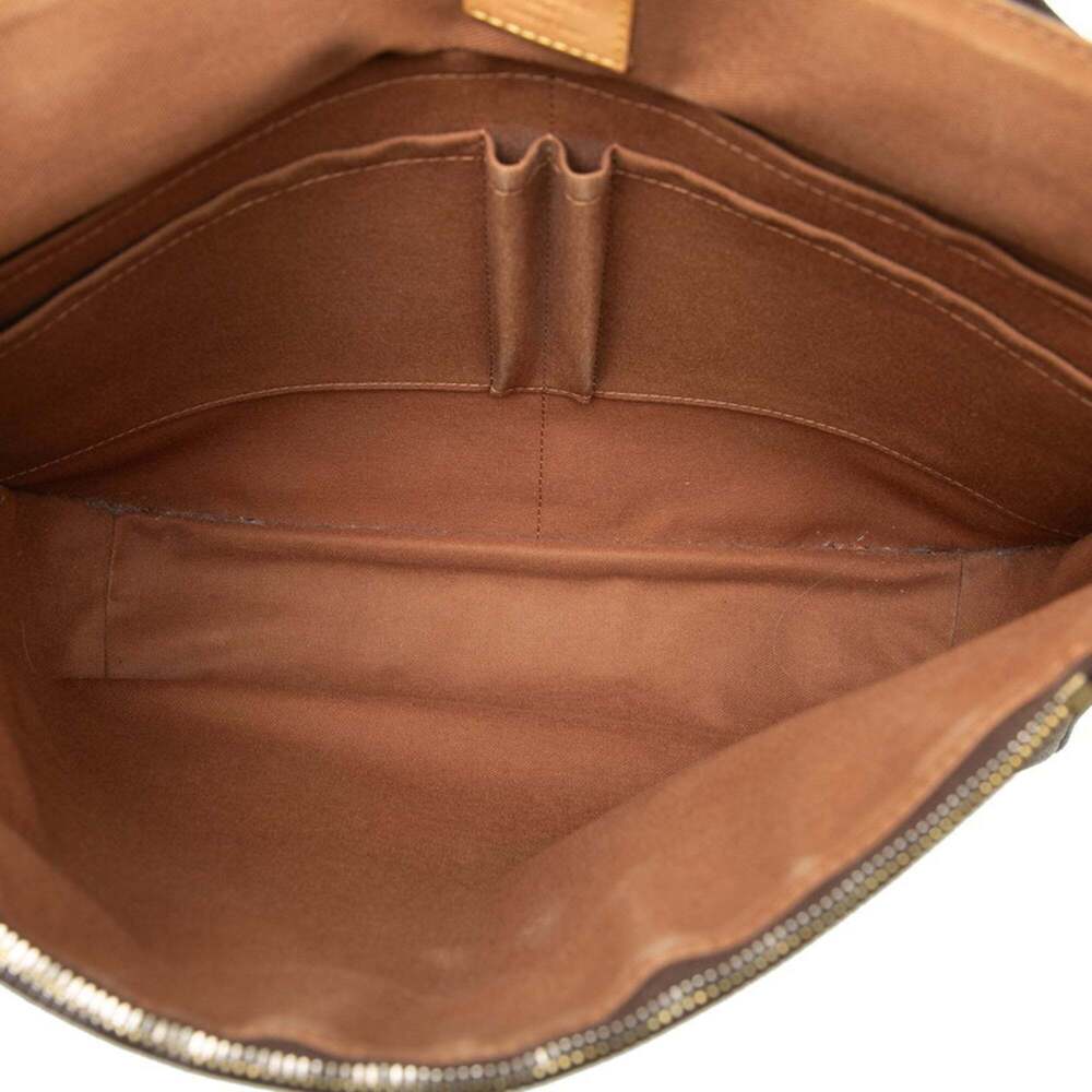 LOUIS VUITTON Brown Monogram Messenger Shoulder Bag - Picture 6 of 8